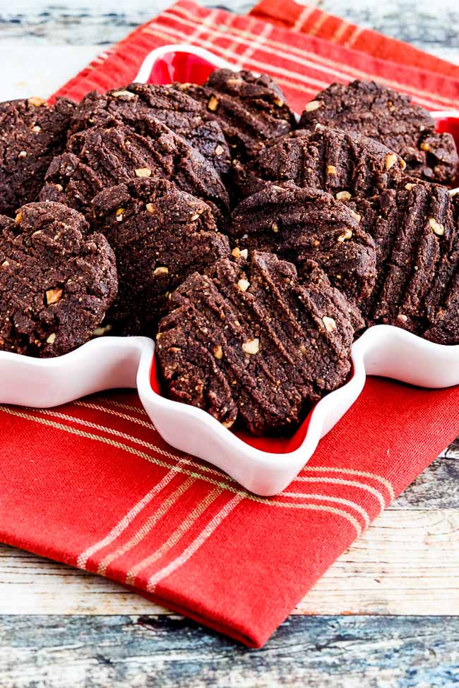Flourless Sugar-Free Peanut Butter Cookies shown on star-shaped serving plate
